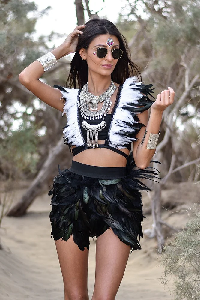 Desert feather set black white - Image 2