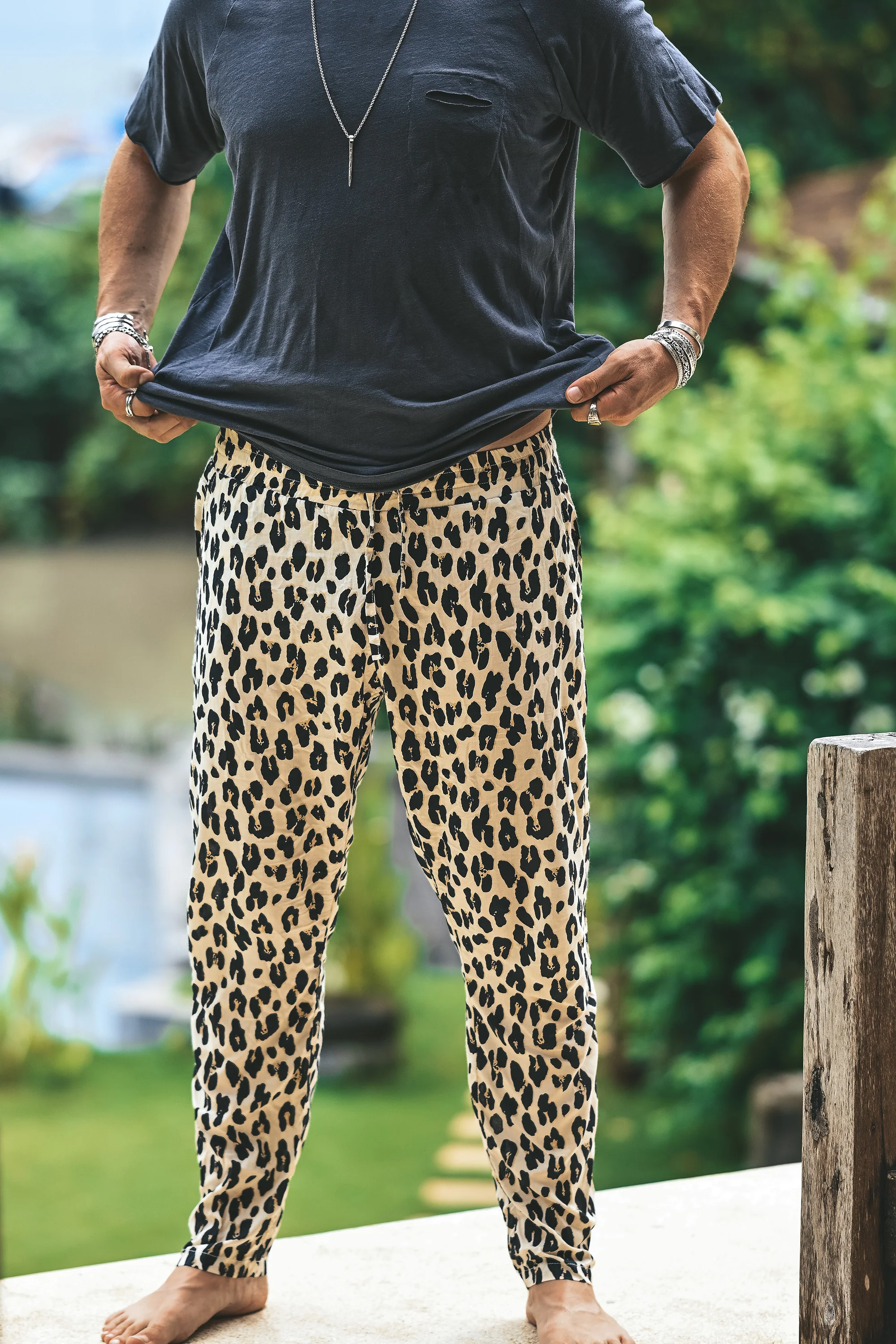 Ibiza resort pants leopard grey - Image 5
